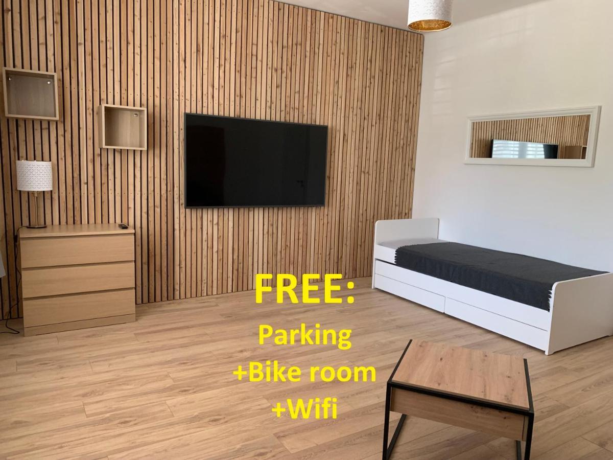 Apartments Trencin Bagian luar foto