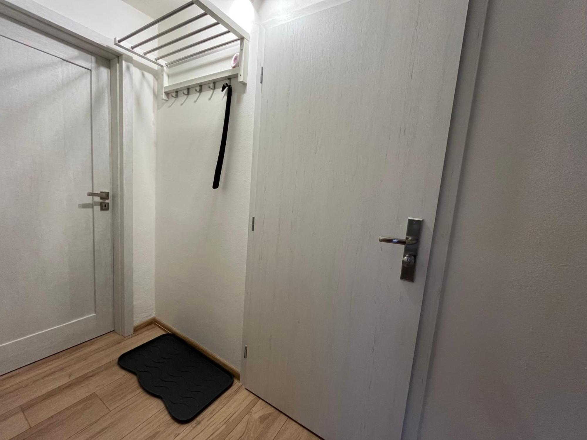 Apartments Trencin Bagian luar foto